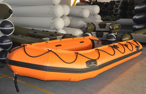 bateau pneumatique hors-bord / pliable