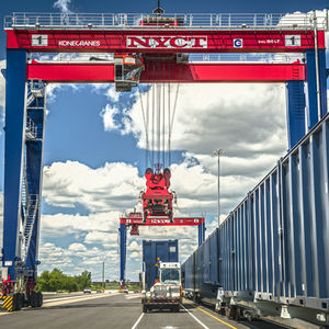 portique de stockage de conteneurs sur pneus / automatique