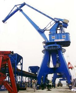 déchargeur de navire à benne / type grue à fléchette