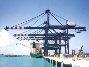 portique à conteneurs Super Post-Panamax