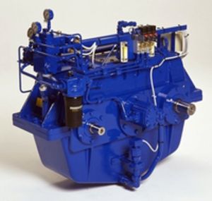 réducteur pour moteur / pour navire