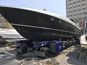 remorque de manutention / pour chantier naval / automotrice / contrôlée à distance
