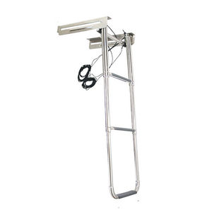 échelle pour bateau / télescopique / escamotable / de baignade