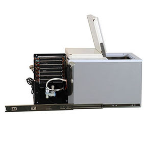 machine à glaçons pour bateau / pour navire