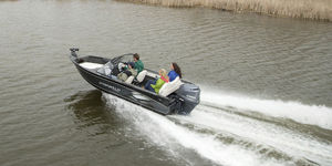 bay boat hors-bord / à double console / de pêche sportive / max. 6 personnes