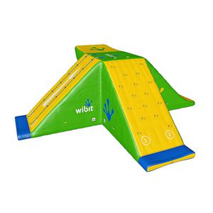 jeu aquatique rampe / gonflable