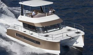 vedette catamaran / in-bord / à fly / 3 cabines