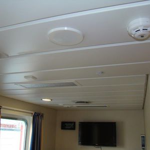 panneau décoratif / pour plafond de navire / en aluminium