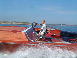 runabout in-bord / en bois / traditionnel / max. 10 personnes