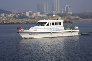 bateau de travail in-bord