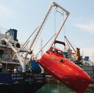 YMV CRANE AND WINCH SYSTEMS Équipements maritimes NauticExpo