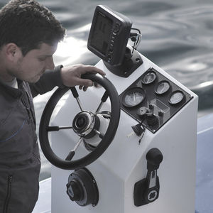 bateau de travail in-bord