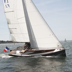 monocoque / classique / dayboat / de régate