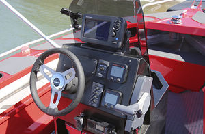 coque open hors-bord / de pêche sportive / max. 5 personnes