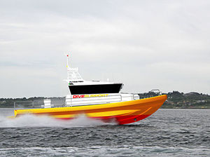 bateau de support pour la plongée / in-bord hydrojet / en aluminium