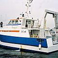 bateau à moteur professionnel / bateau de recherche scientifique / bateau de recherche océanographique - ANTEDON II