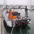 bateau pneumatique professionnel / bi-moteur / hors-bord / à console centrale - 7.30 HB