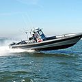 bateau pneumatique professionnel / bi-moteur / hors-bord / à console centrale - 11.00 HARD TOP HB