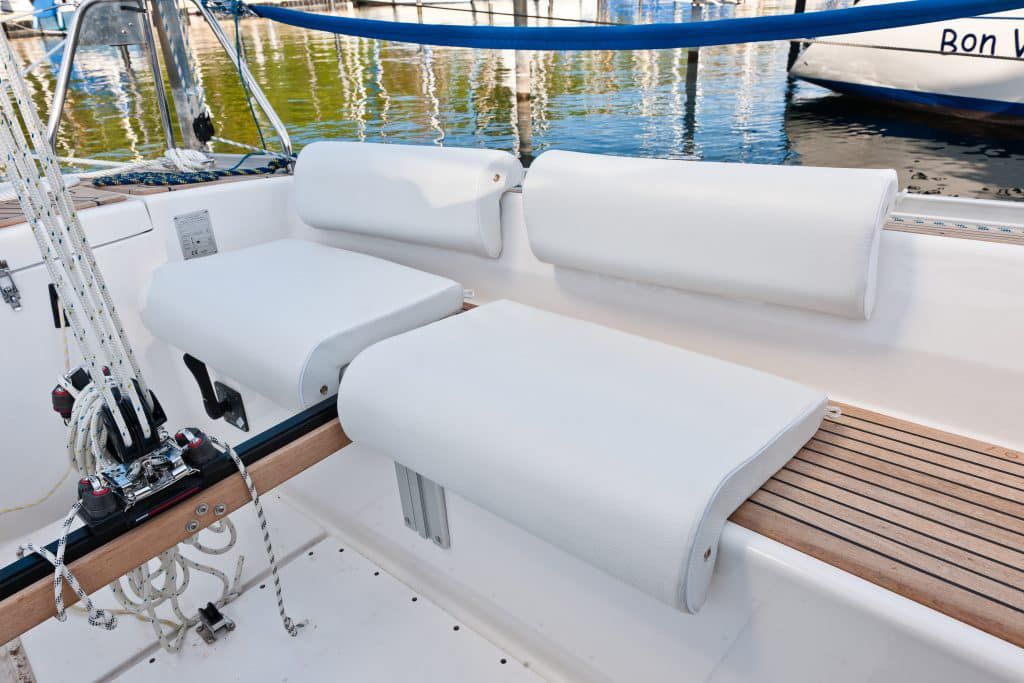 Kit 2 coussins de cockpit Oceanis 41.1 - Bimini Top Nàutica