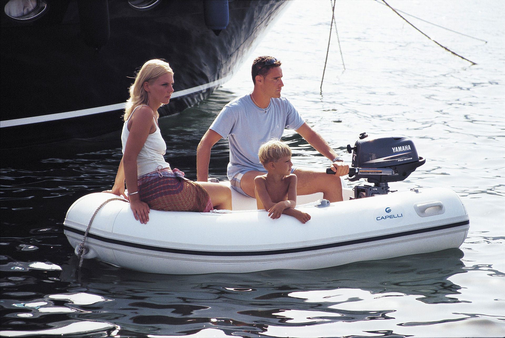 Bateau pneumatique hors-bord - TEMPEST 360 - Capelli - semi-rigide ...