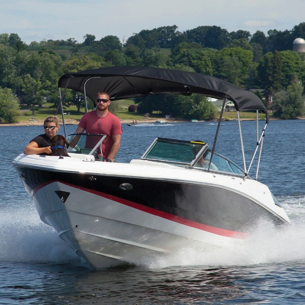 Bimini top pour bateau à moteur BOATOPS® Taylor Made Products
