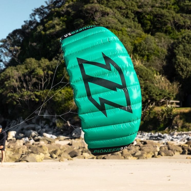 Aile de kitesurf à caissons PIONEER North Kites allround