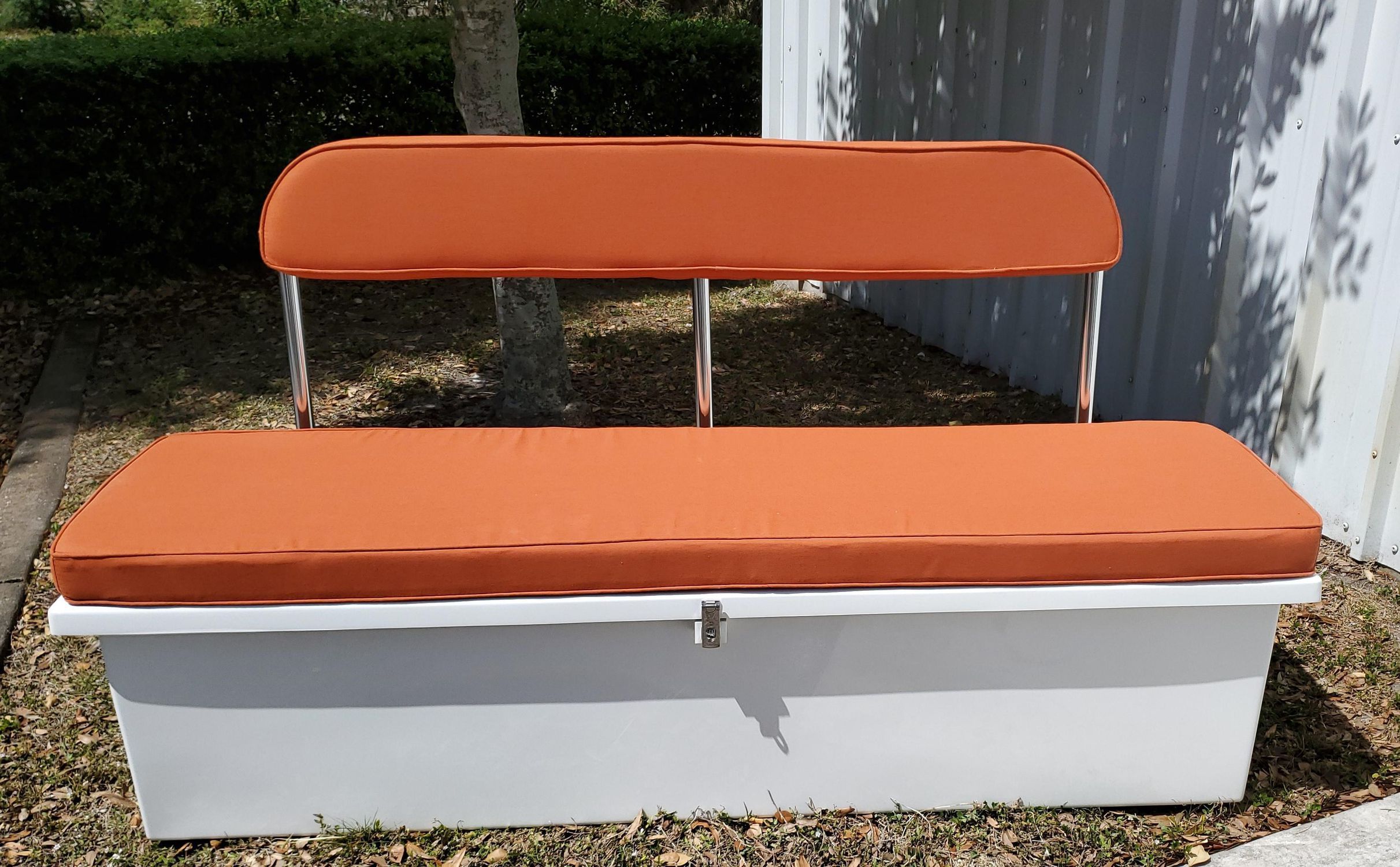 Caisse de rangement avec dossier 76 inch Fiberglass