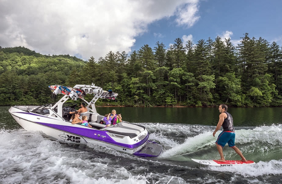 Deckboat inbord T22 Axis Wake Research de wakeboard / de wakesurf