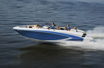 Runabout in-bord / bow-rider / à double...