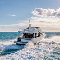 Trawler in-bord / à fly / 3 cabines