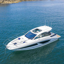 Vedette in-bord / bimoteur / soft-top /...