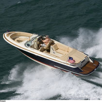 Runabout in-bord / open / à double console...