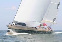 Sailing-yacht de croisière / cockpit ouvert...