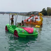 Bateau à pédales biplace / à énergie solaire