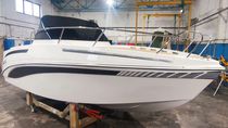 Day-cruiser hors-bord / open / à console...