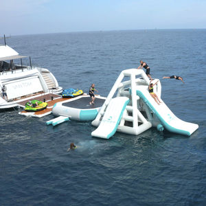jeu aquatique toboggan