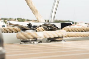 taquet d'amarrage pour yacht