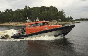 bateau de service