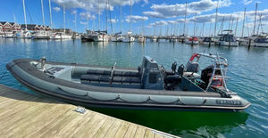 bateau pneumatique hors-bord 1