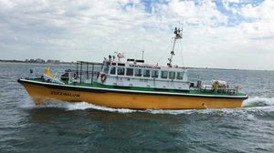 bateau de transport de personnel