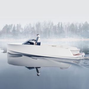 cabin-cruiser in-bord