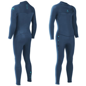 combinaison en néoprène pour sports nautiques