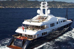 mega-yacht de croisière 1