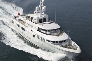 mega-yacht de croisière 1
