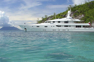 mega-yacht de croisière 1