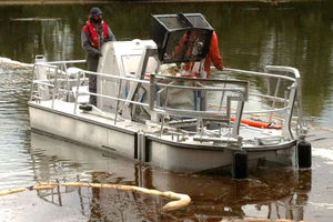 bateau professionnel barge de récupération des déchets / barge antipollution / in-bord / en aluminium