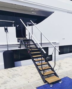 échelle pour yacht