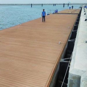ponton flottant 1