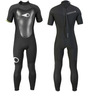 combinaison en néoprène de surf