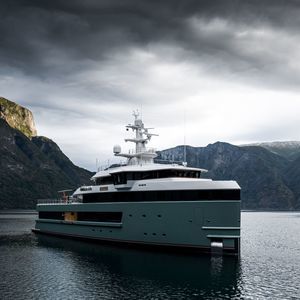 mega-yacht de croisière